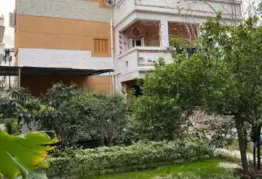Garden Villa For sale - 12 rooms