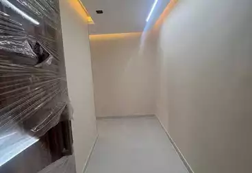 Apartments For sale - 3 rooms - floor 9