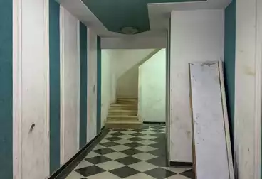 Furnished Apartment For sale - 3 rooms - floor 1