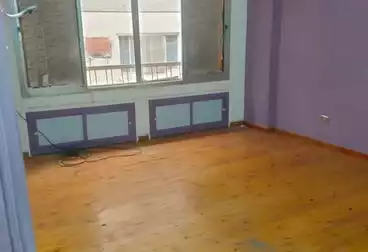 Apartments For sale - 2 rooms - floor 2