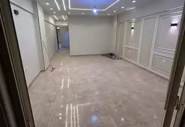 Apartments For sale - 3 rooms - floor 1