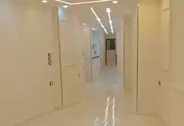 Apartments For sale - 3 rooms - floor 3