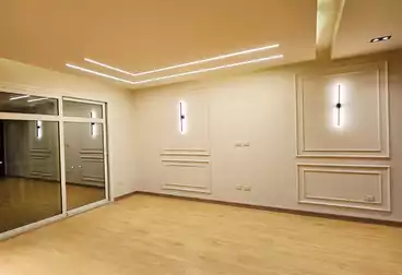 Apartments For sale - 2 rooms - floor 4