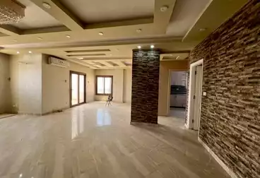 Apartments For sale - 3 rooms - floor 4