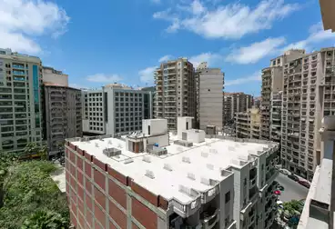 Apartments For sale - 3 rooms - floor 8
