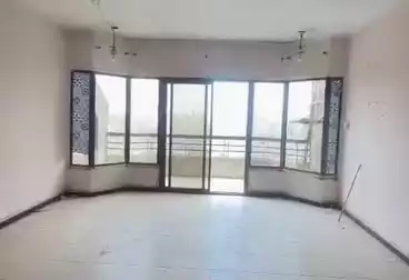 Apartments For sale - 2 rooms - floor 5