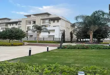 Apartment with Garden For sale - 3 rooms - floor 0