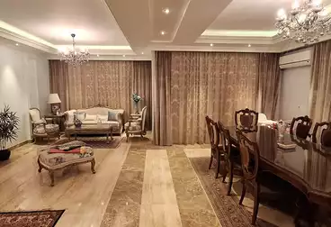 شقق للبيع - 3 غرف - بالدور 1