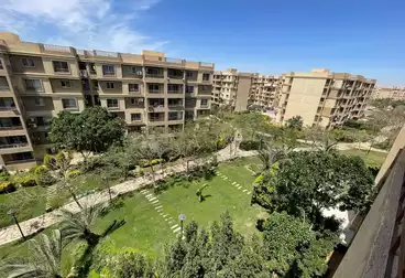 Apartments For sale - 3 rooms - floor 4