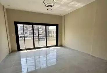 Apartment with Garden For sale - 2 rooms - floor 2
