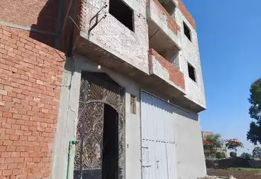 House / Home For sale - 3 rooms