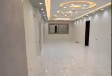 Apartments For rent - 3 rooms - floor 8