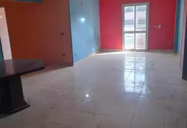 Apartments For sale - 2 rooms - floor 1