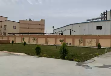 مصنع للبيع
