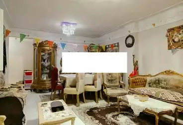 شقق للبيع - 3 غرف - بالدور 1