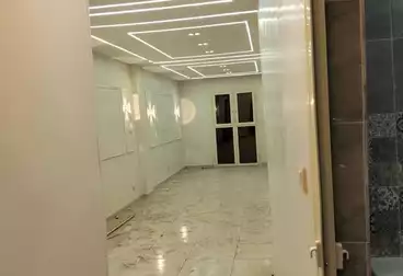 شقق للبيع - 3 غرف - بالدور 8