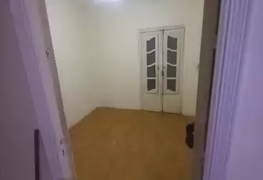 عقارات للإيجار - 2 غرف - بالدور 1