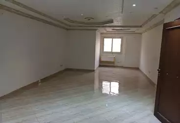 شقق للإيجار - 3 غرف - بالدور 0