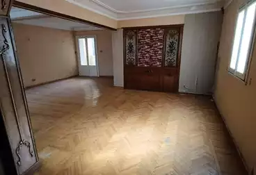 Apartments For sale - 2 rooms - floor 7