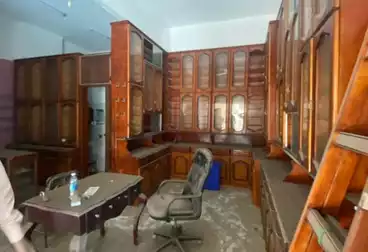 Commercial For sale - floor 0