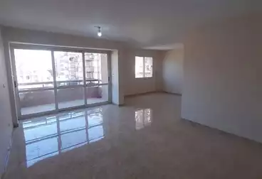 Apartments For sale - 3 rooms - floor 2