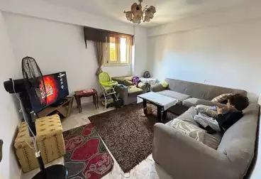 شقق للبيع - 3 غرف - بالدور 9