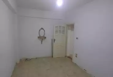 Apartments For sale - 2 rooms - floor 1