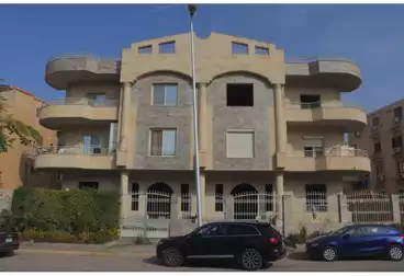 Apartments For sale - 3 rooms - floor 2