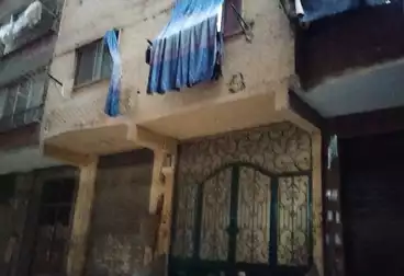House / Home For sale - 8 rooms
