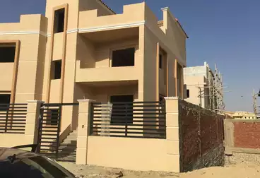 Villas For sale - 5 rooms