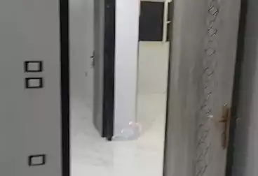Apartments For sale - 2 rooms - floor 8