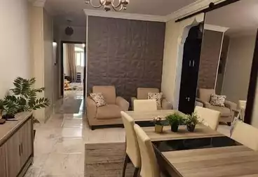 Apartment with Garden For sale - 3 rooms - floor 5