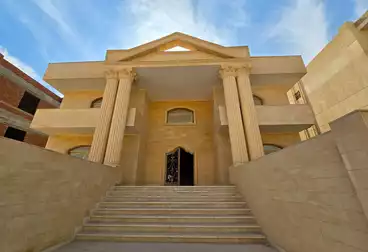 فلل للبيع - 5 غرف
