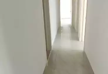 Apartments For sale - 3 rooms - floor 2
