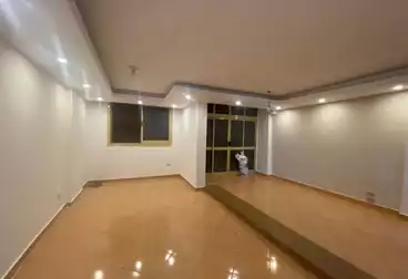 Apartments For sale - 3 rooms - floor 8