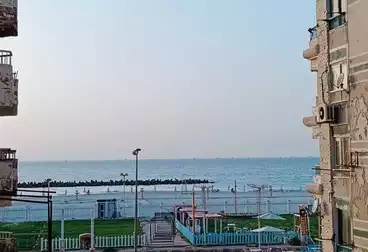 Furnished Apartment For sale - 3 rooms - floor 1