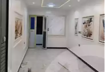 Apartments For sale - 2 rooms - floor 5