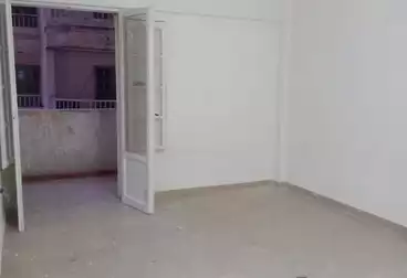 Apartments For sale - 3 rooms - floor 4