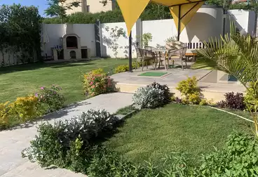 فيلا منفصلة للإيجار - 5 غرف