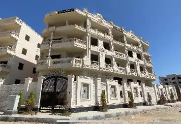 Apartments For sale - 4 rooms - floor 2