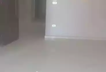 undefined undefined - 2 rooms - floor 8