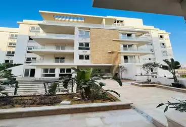 Apartment with Garden For sale - 3 rooms - floor 0