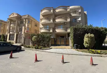 Apartments For sale - 3 rooms - floor 1