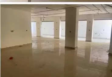 Commercial For sale - floor 0