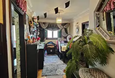 Apartments For sale - 2 rooms - floor 8