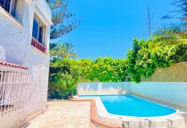 Villas For rent - 5 rooms