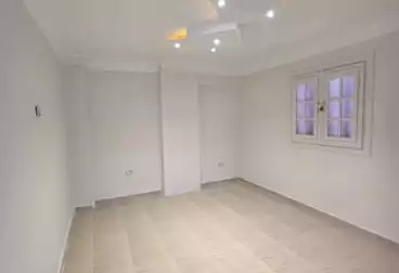 Apartments For sale - 2 rooms - floor 8