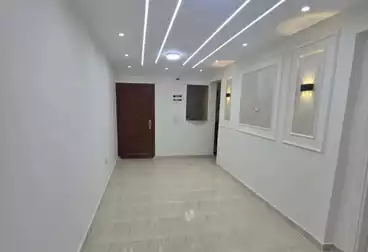 Apartments For sale - 2 rooms - floor 8