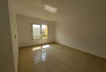 Apartments For sale - 3 rooms - floor 4