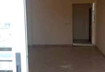 Apartments For rent - 3 rooms - floor 6